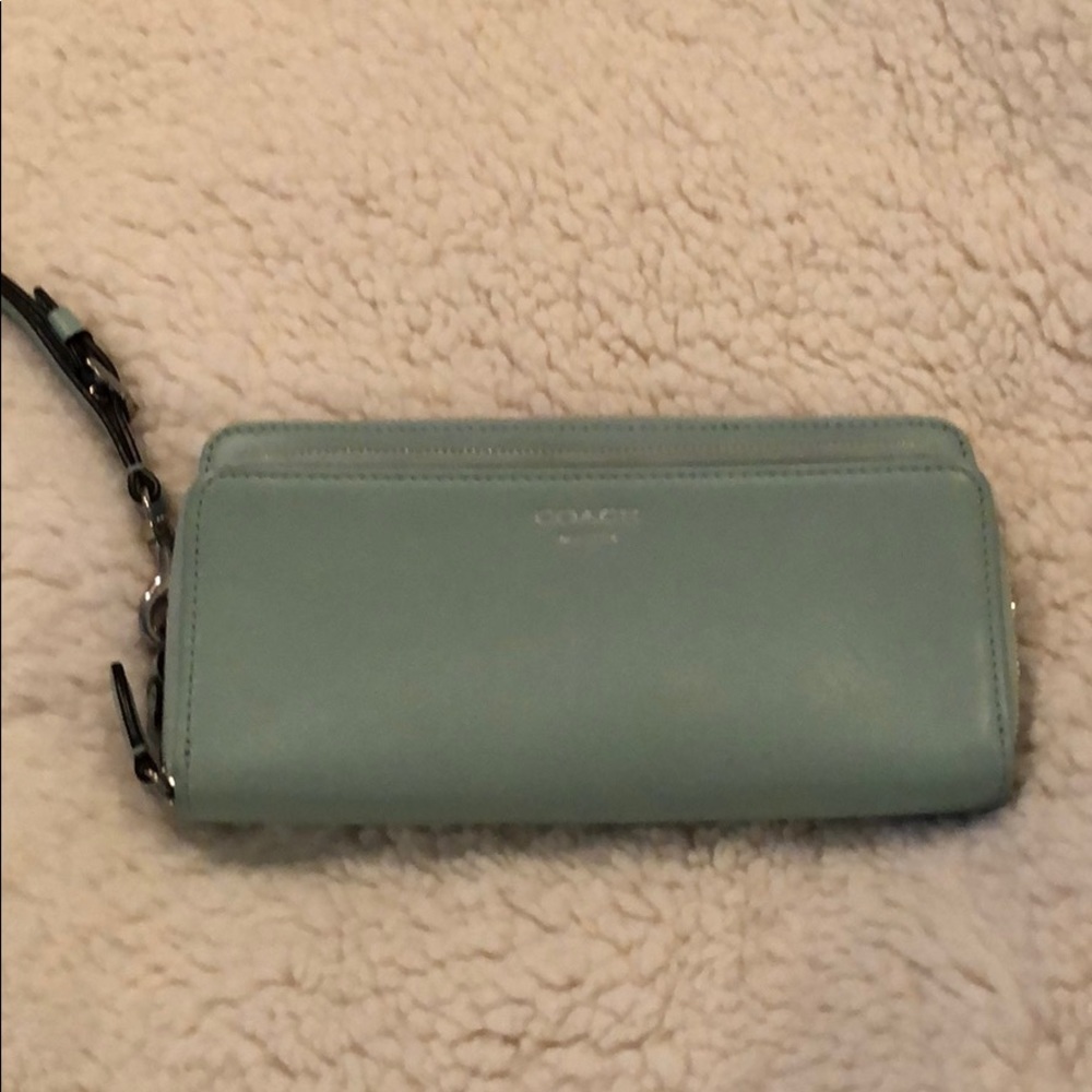 Coach wallet excellent condition
